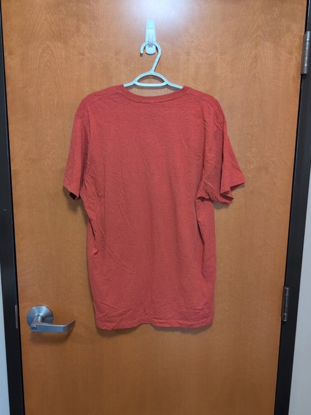 Buc-ees Shirt Mens L Brown Short Sleeve Graphic Tee Crossville Tennessee - Picture 4 of 6
